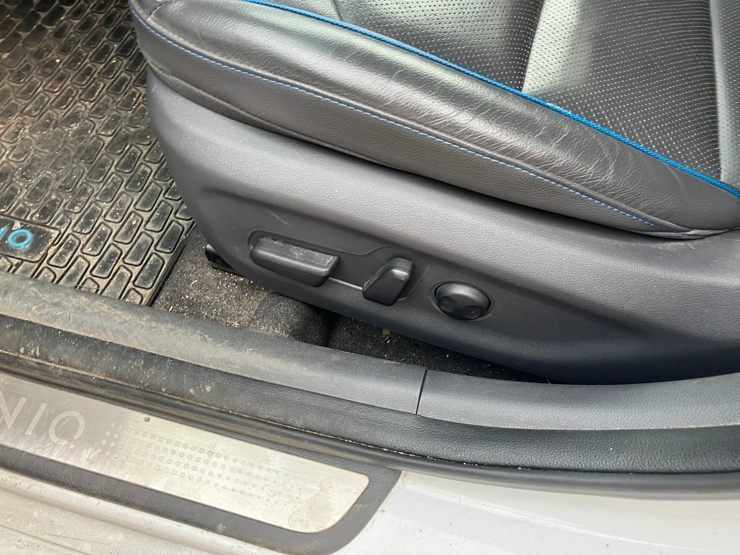 Car Image - 43lOlxZO4PZCwmN3pY4bYZ