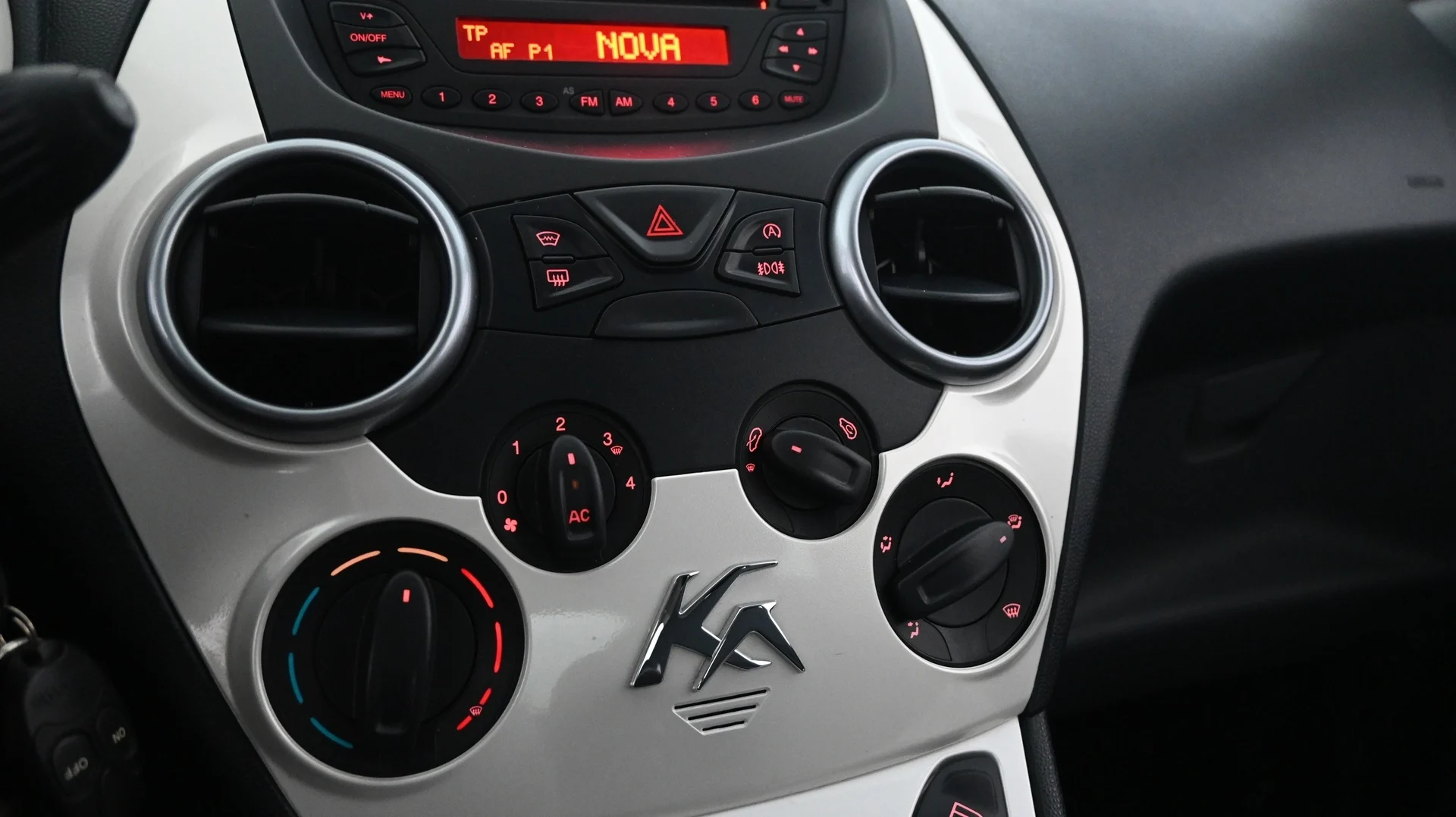 Car Image - 1WlUsDki8KM7cbcyNMru6x