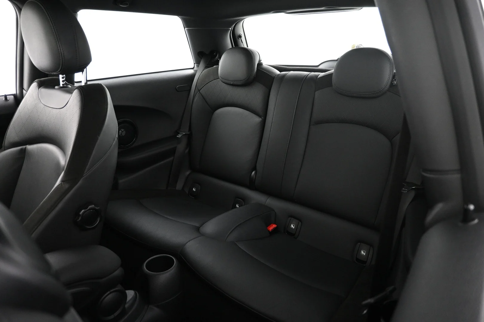Car Image - 77tAIP57NCKTsK0PjaaYco