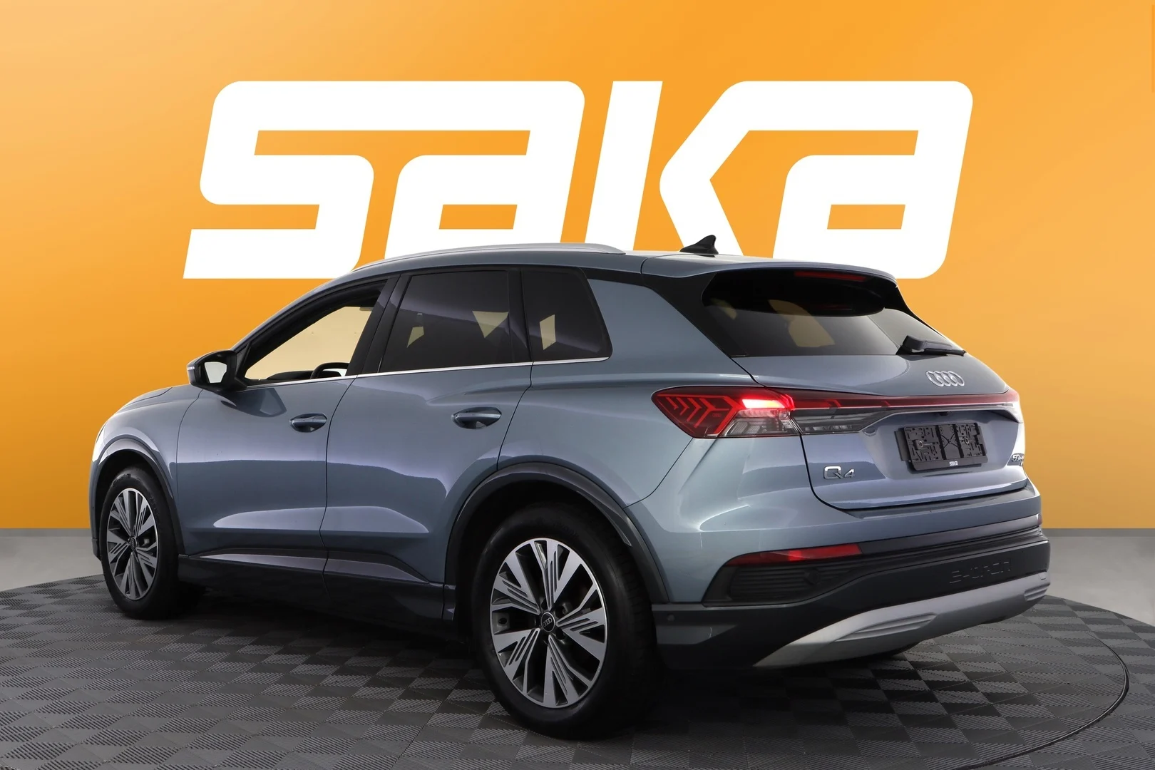 Car Image - KqMTHVwRjYARg18T7ScPj