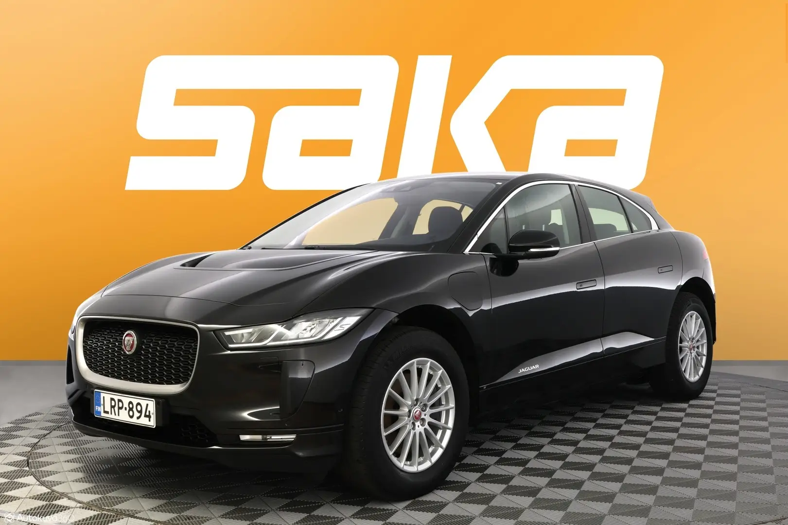 Car Image - 7CxCasGOnmChsGmOVMVRMo