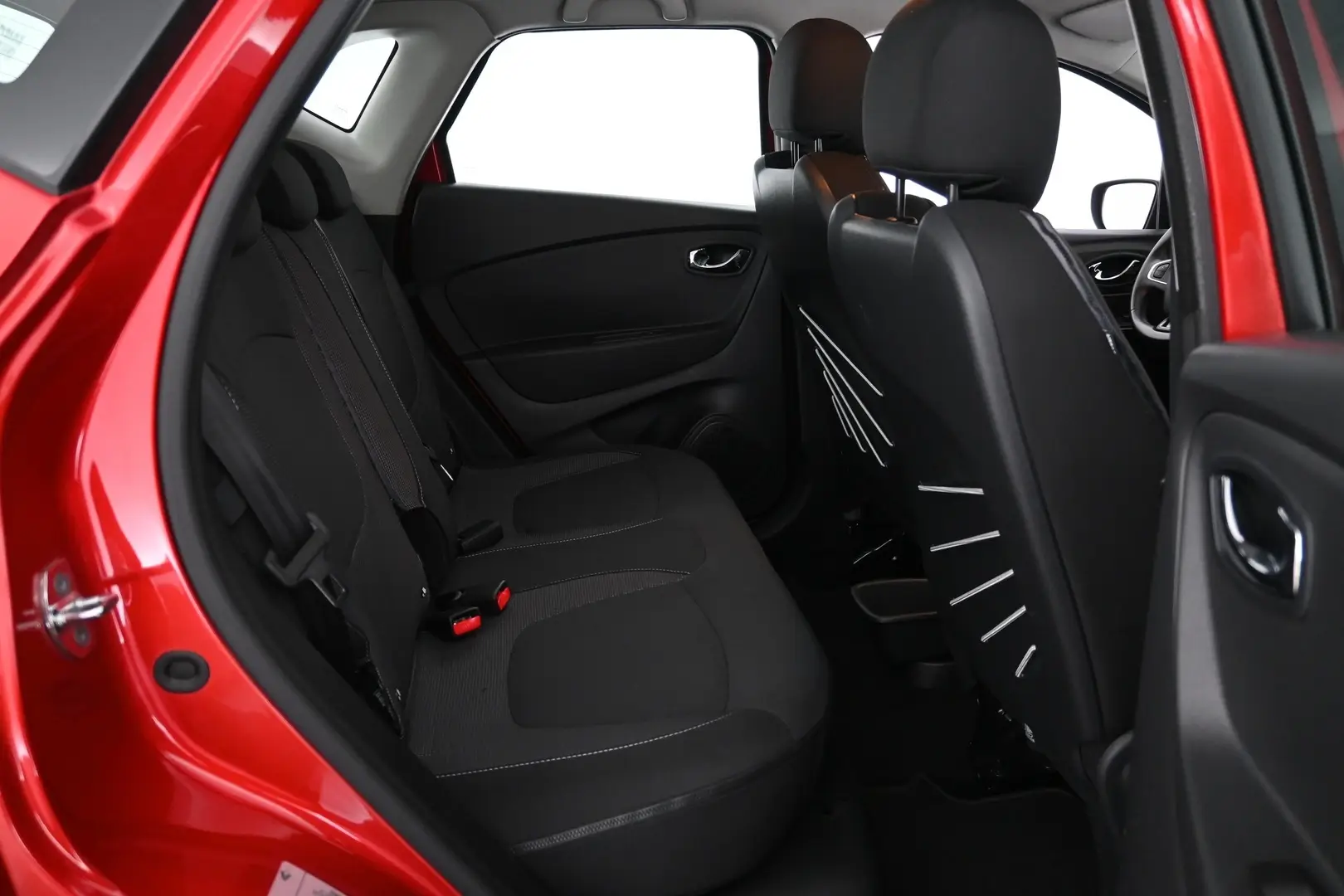 Car Image - 5H1tiHU1g5YlPIo3KC4UJB