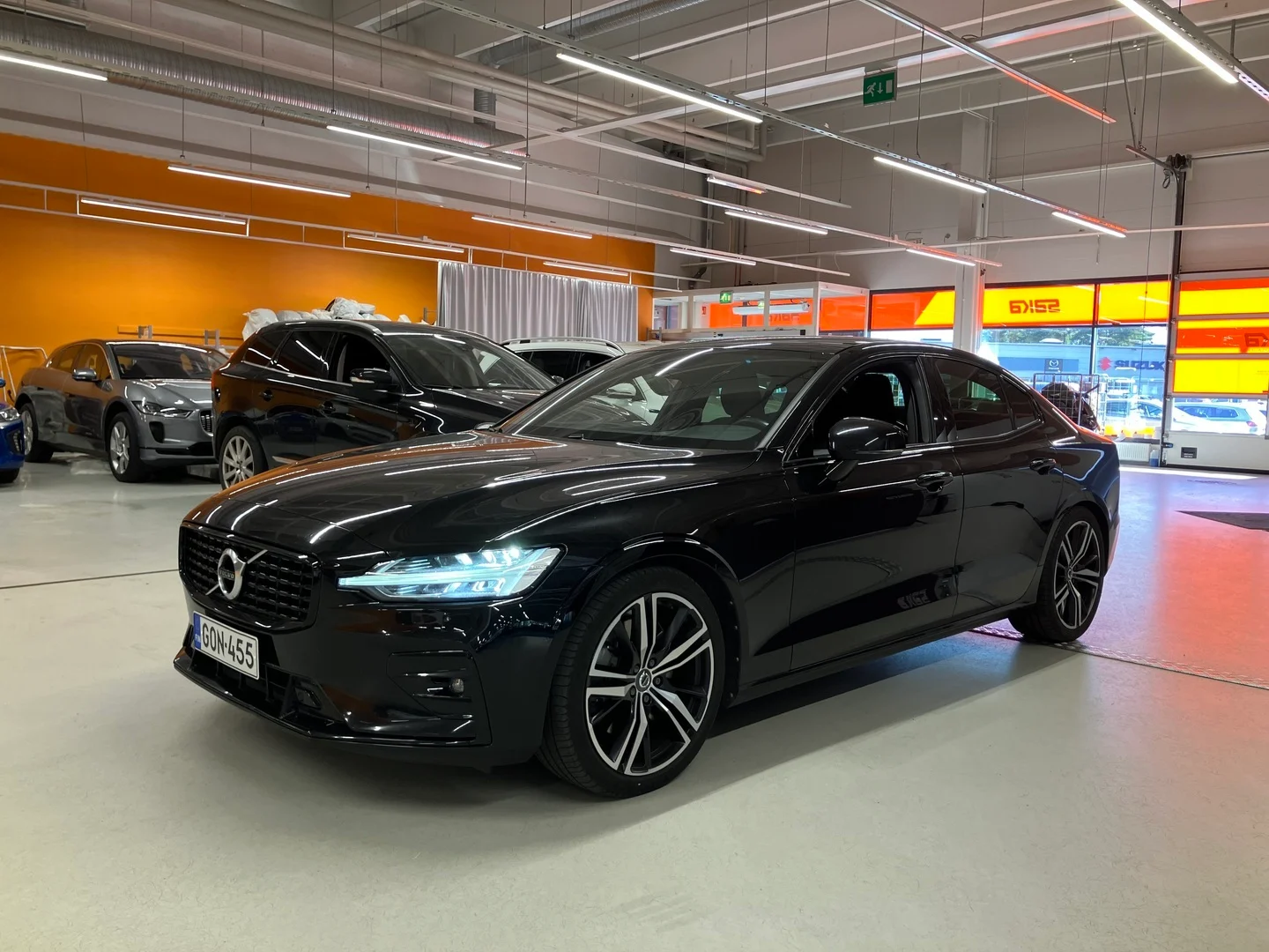 Car Image - 1Fpq9bJEU2MzFkSznXvD6h