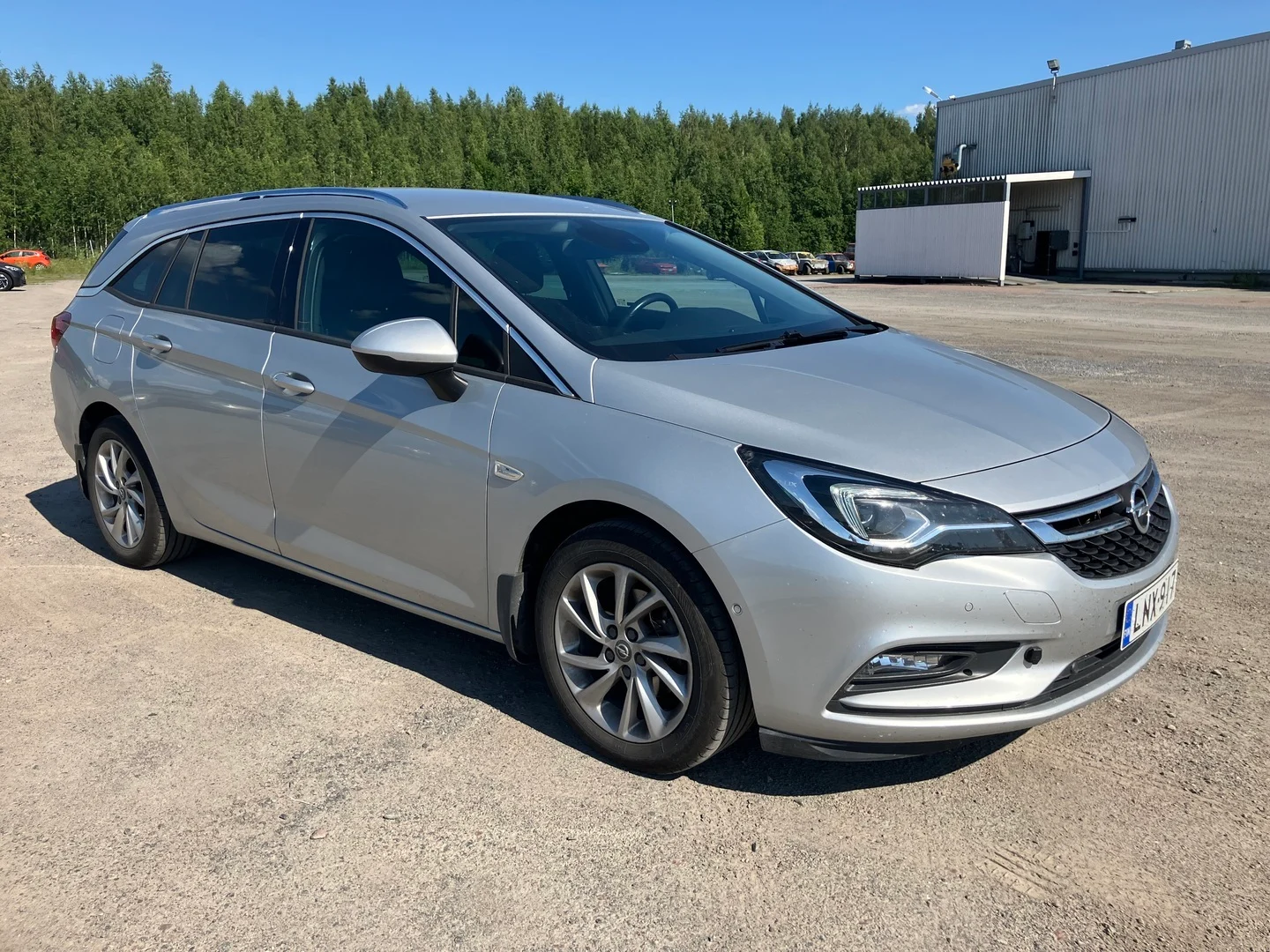 Car Image - 6c8WbTejvVGWJ2YCK14WwK