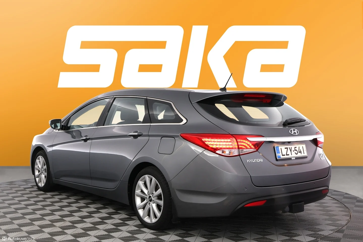 Car Image - 67lDgxFYsF8c4OdE6o2lP5