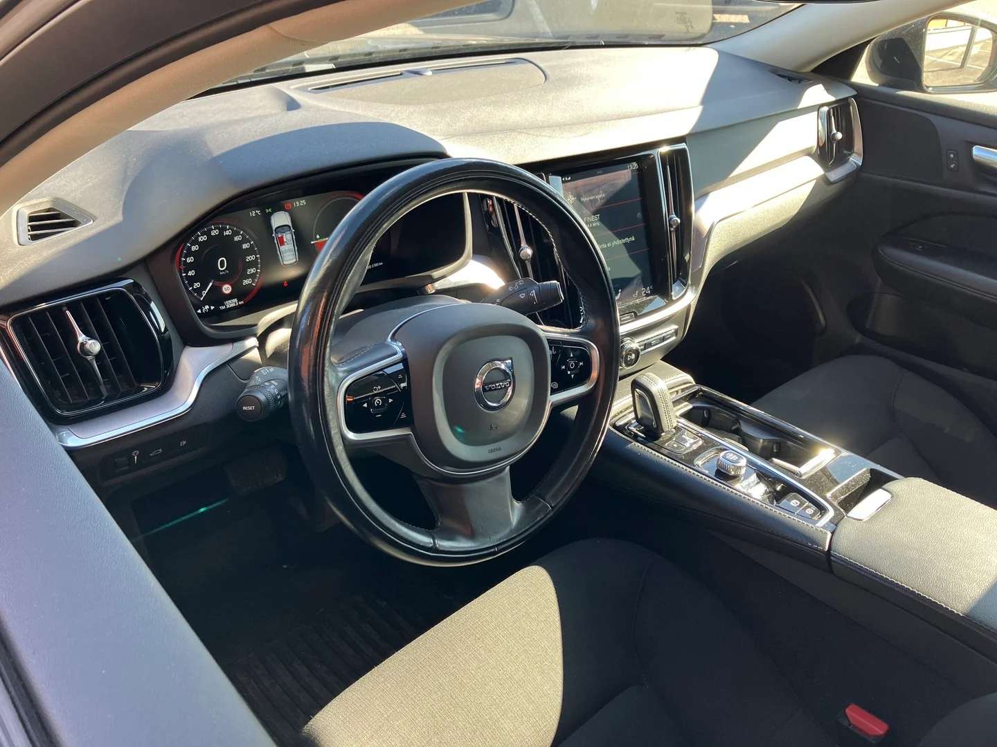 Car Image - 6zwJ4gR6vRpKv11b898gQd