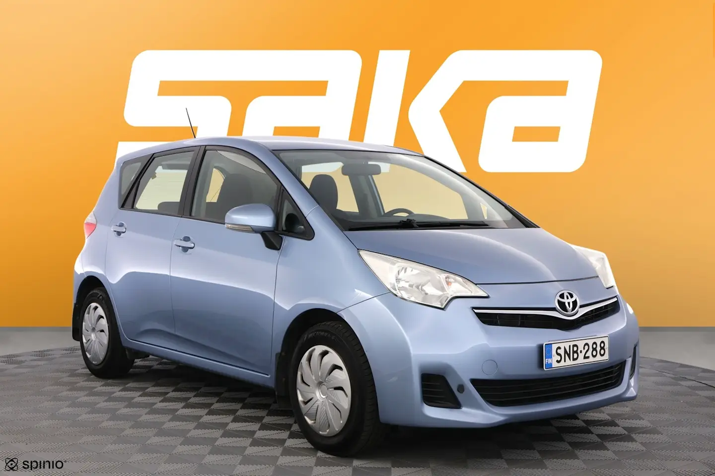 Car Image - 102m9H8HpcrtDeaxpiWeiK