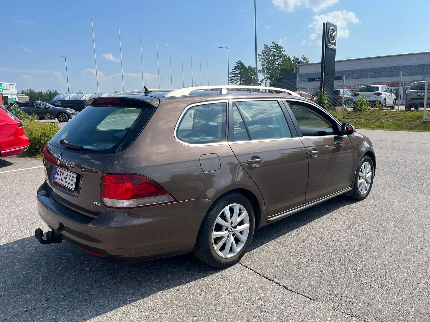 Car Image - laBhQZbUQypob0LKAURh9