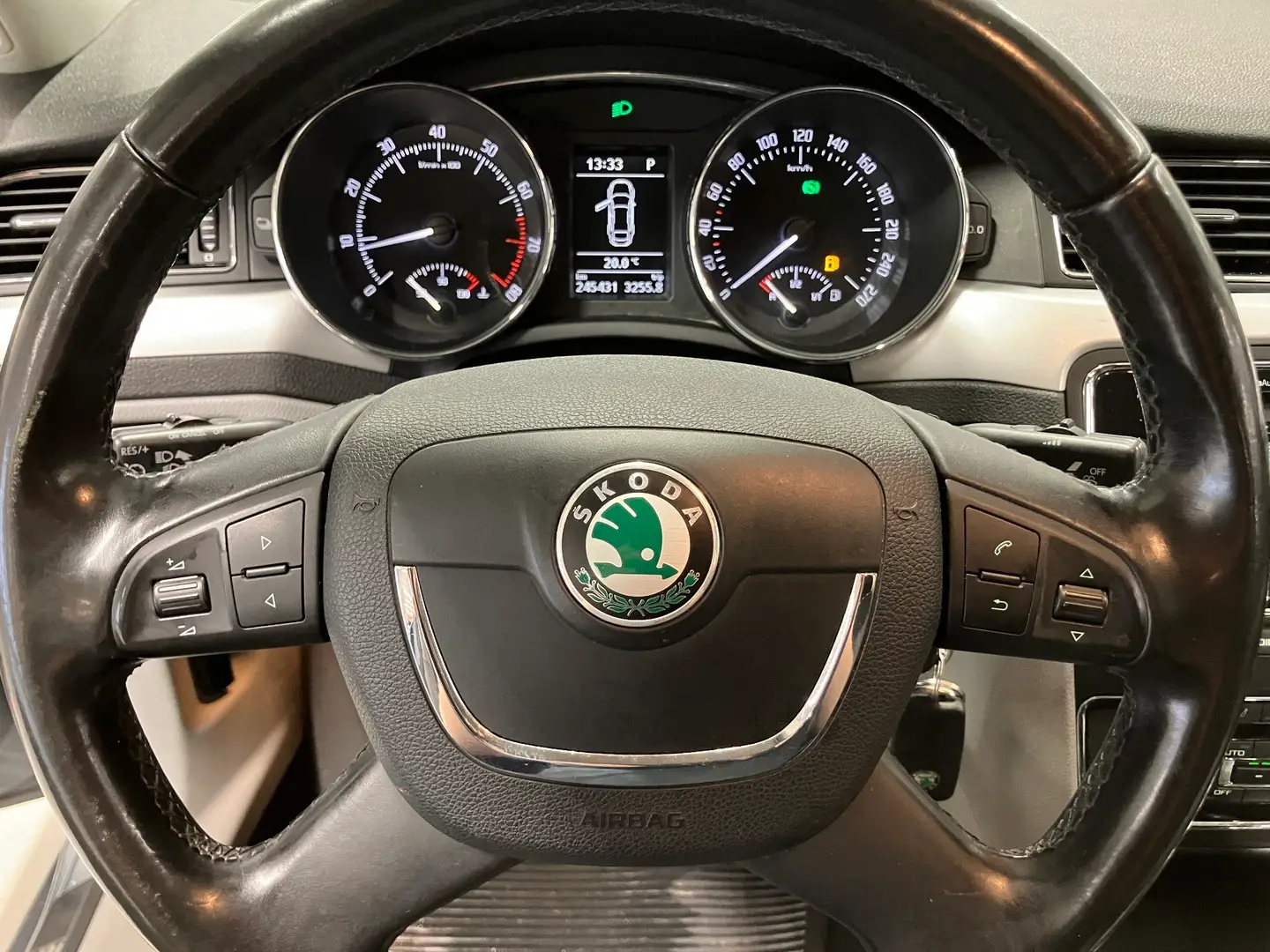 Car Image - FsTkKYT7XoojYjjK0pqFY