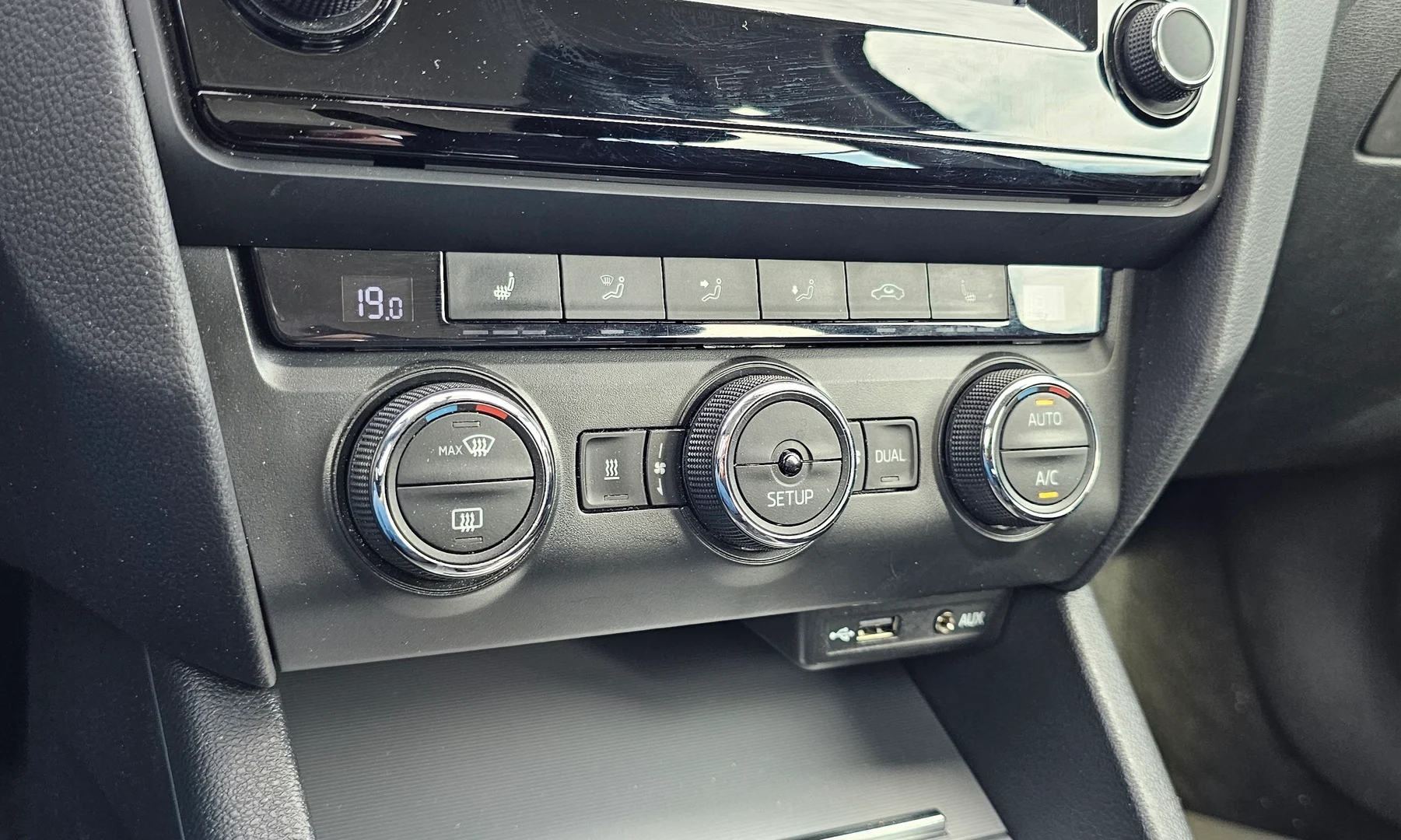 Car Image - 7q04z5cT4kmpKDeBcGkLQs