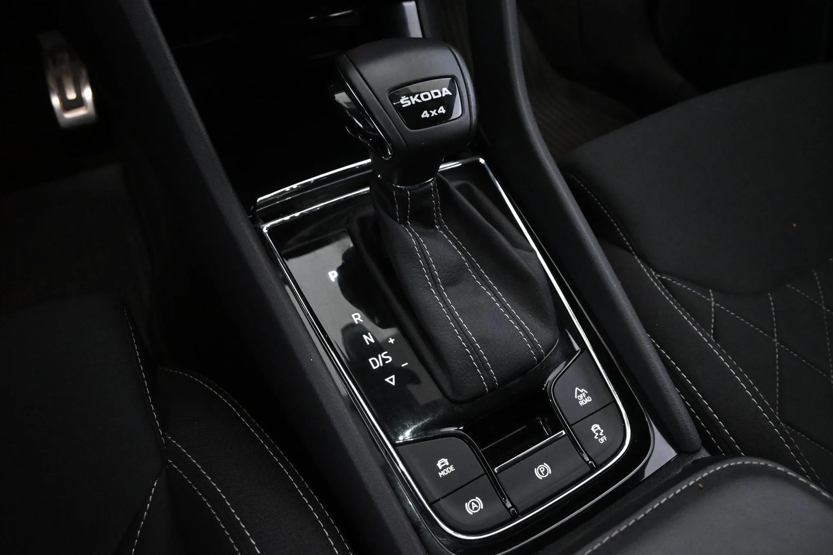 Car Image - 2JZFG6RPZ8CdIcWjOeA1bm