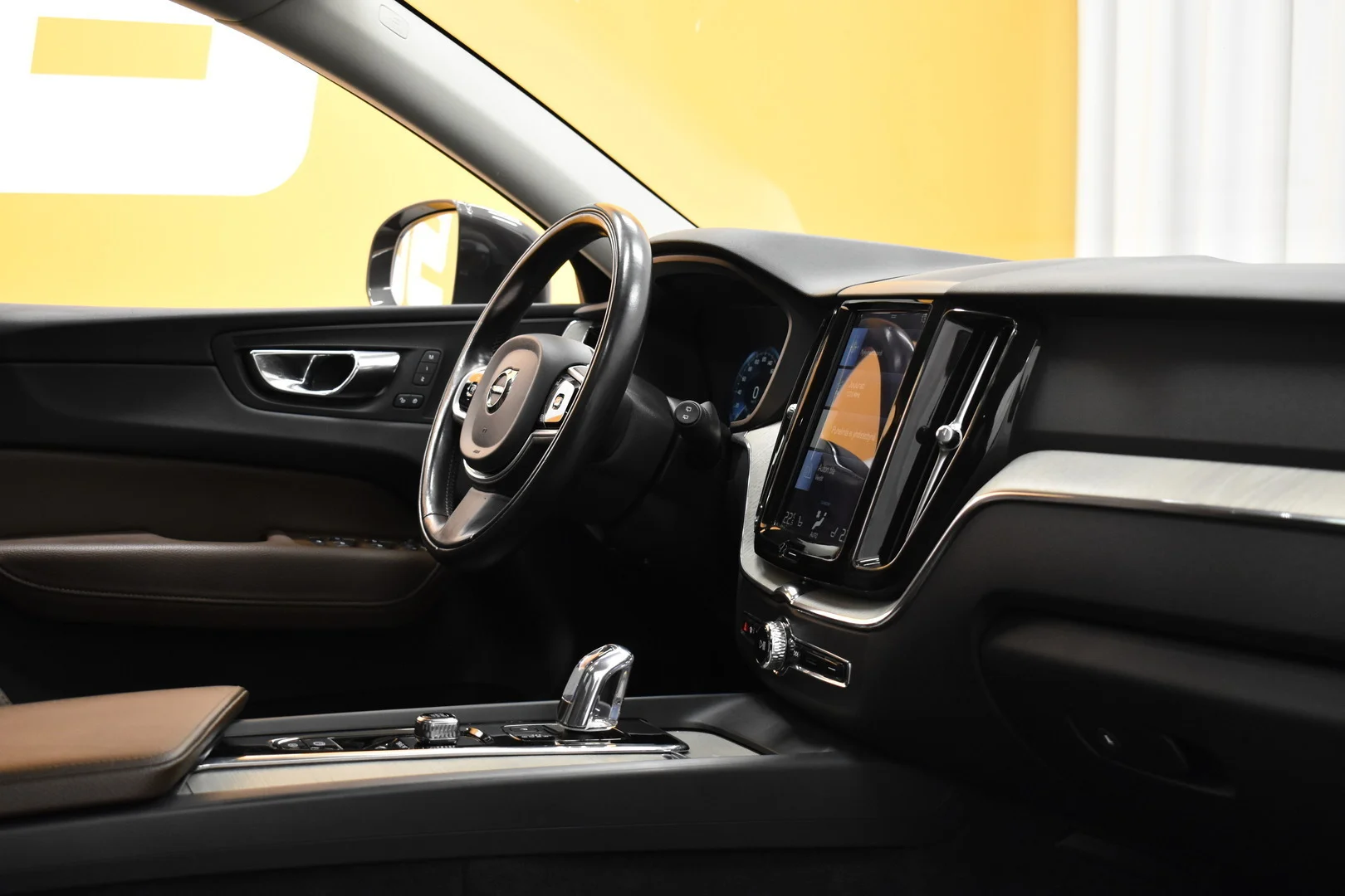 Car Image - 7plQebBNISFsQaoMpR5dNl