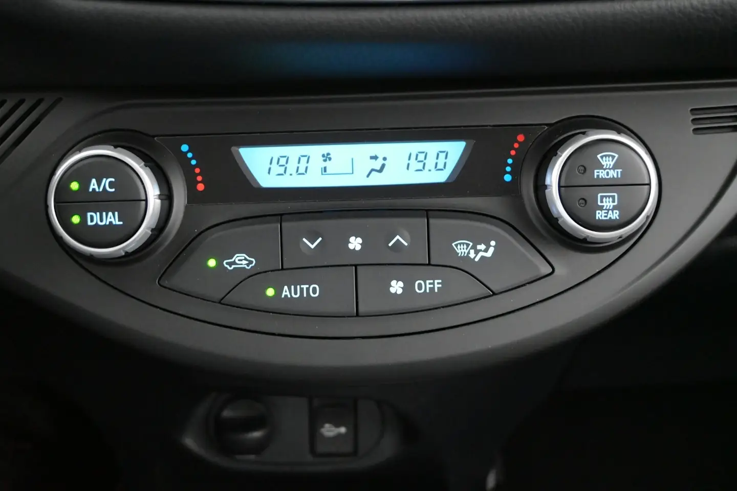 Car Image - 6MUoo0UofYC7e4LaxioKNa