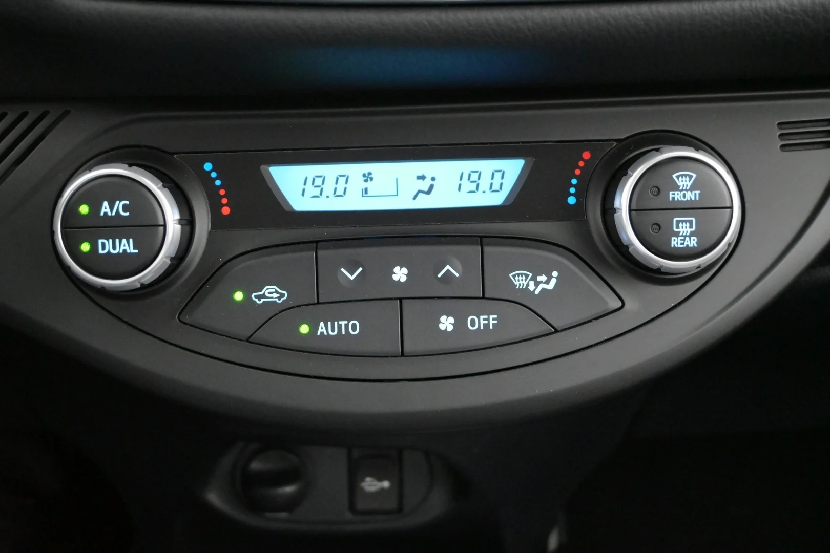Car Image - 6MUoo0UofYC7e4LaxioKNa