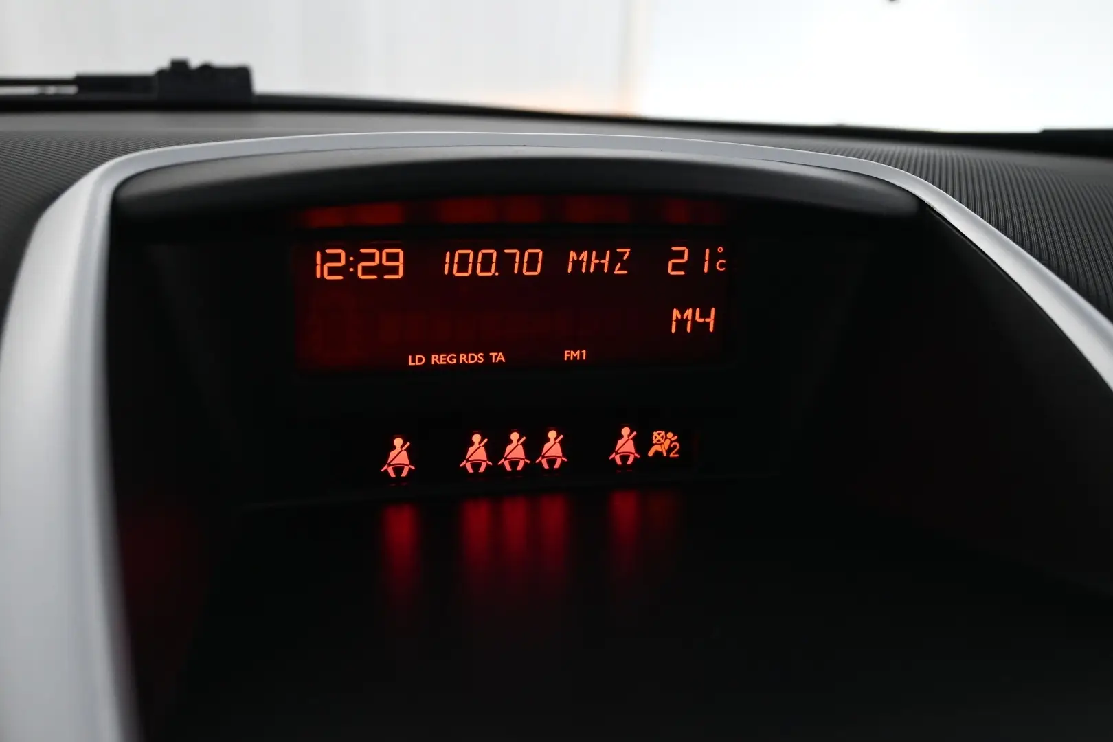 Car Image - 4YhIM3jfJrkYlq1GFWMejK