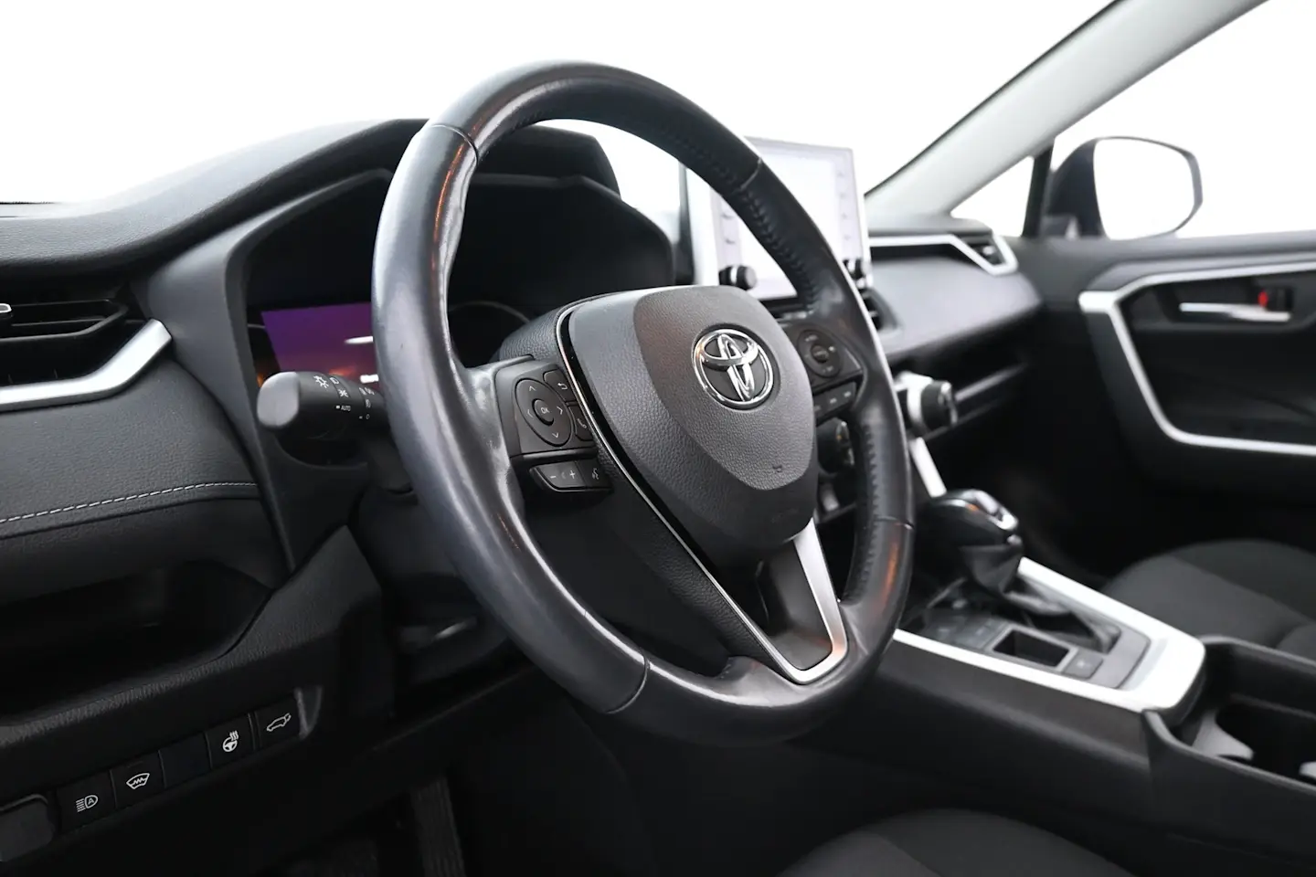 Car Image - 1FKdDGTMS8N8NKpUclh4Hb