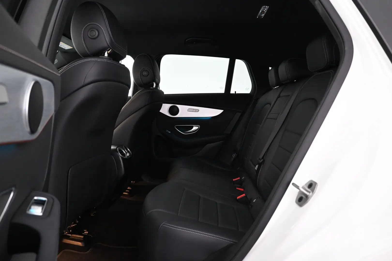 Car Image - 4DHlgq4SXWcHUtJobkZqmD