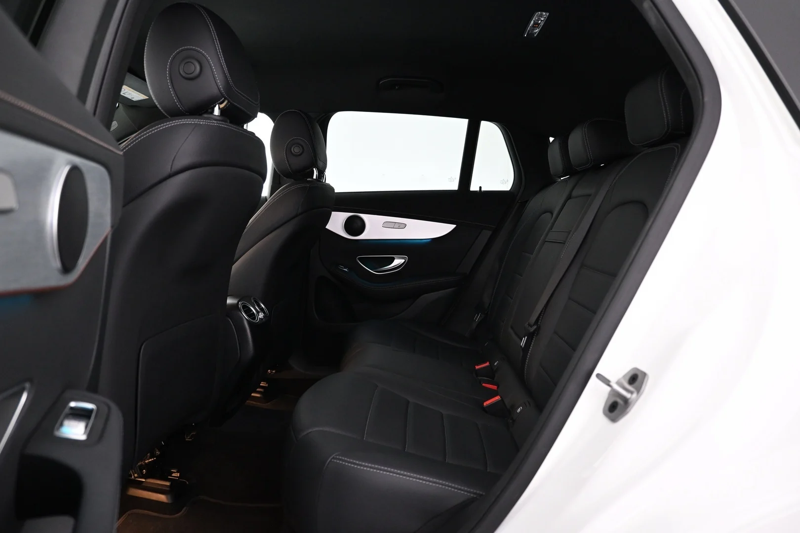 Car Image - 4DHlgq4SXWcHUtJobkZqmD