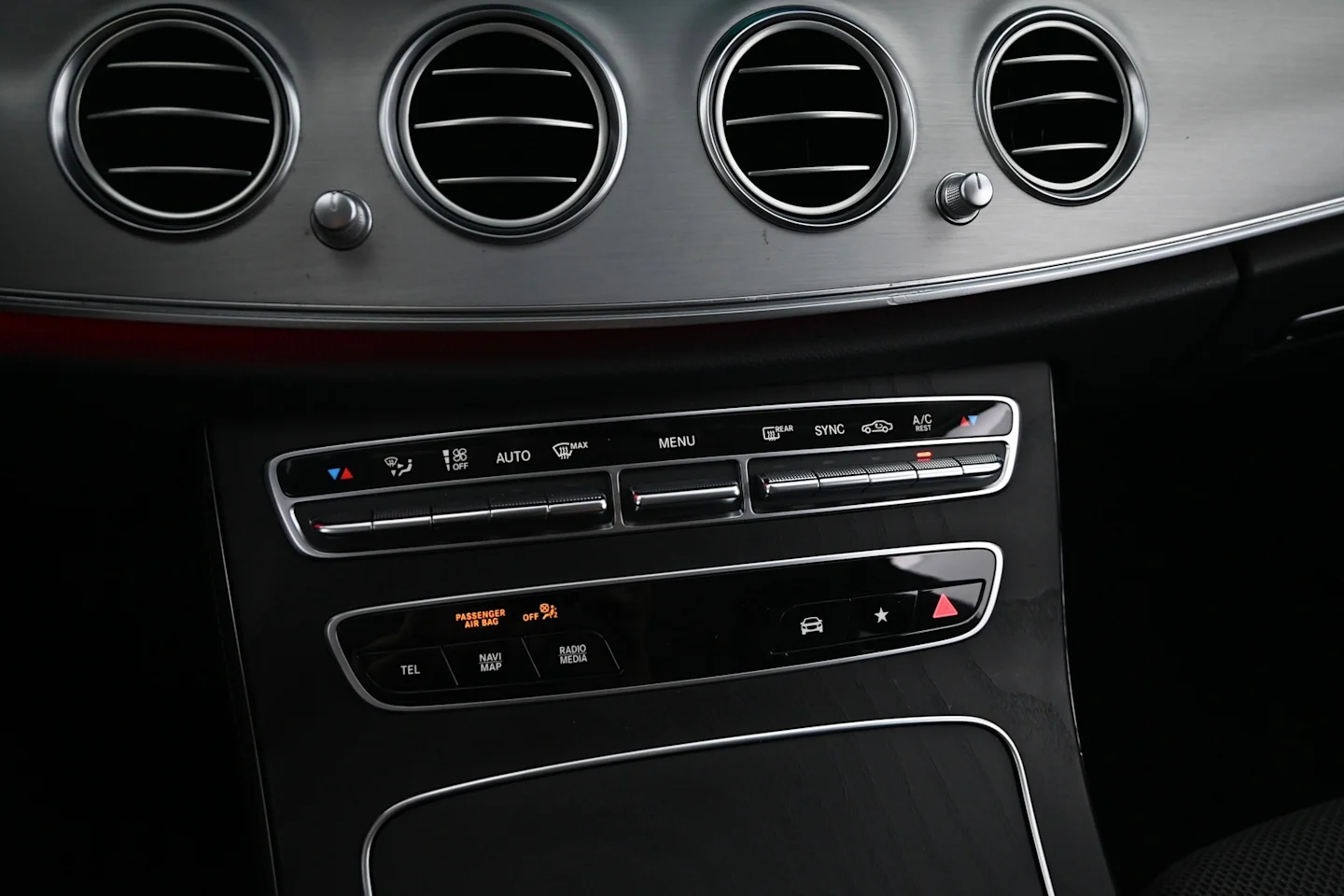 Car Image - 5kq6VLMW6qDa81fOZvqhb2