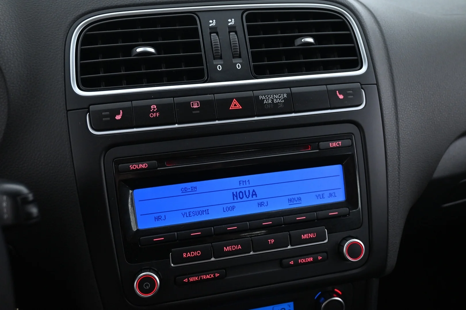 Car Image - 6W8fAvQzh4dj0c5prkbUTv