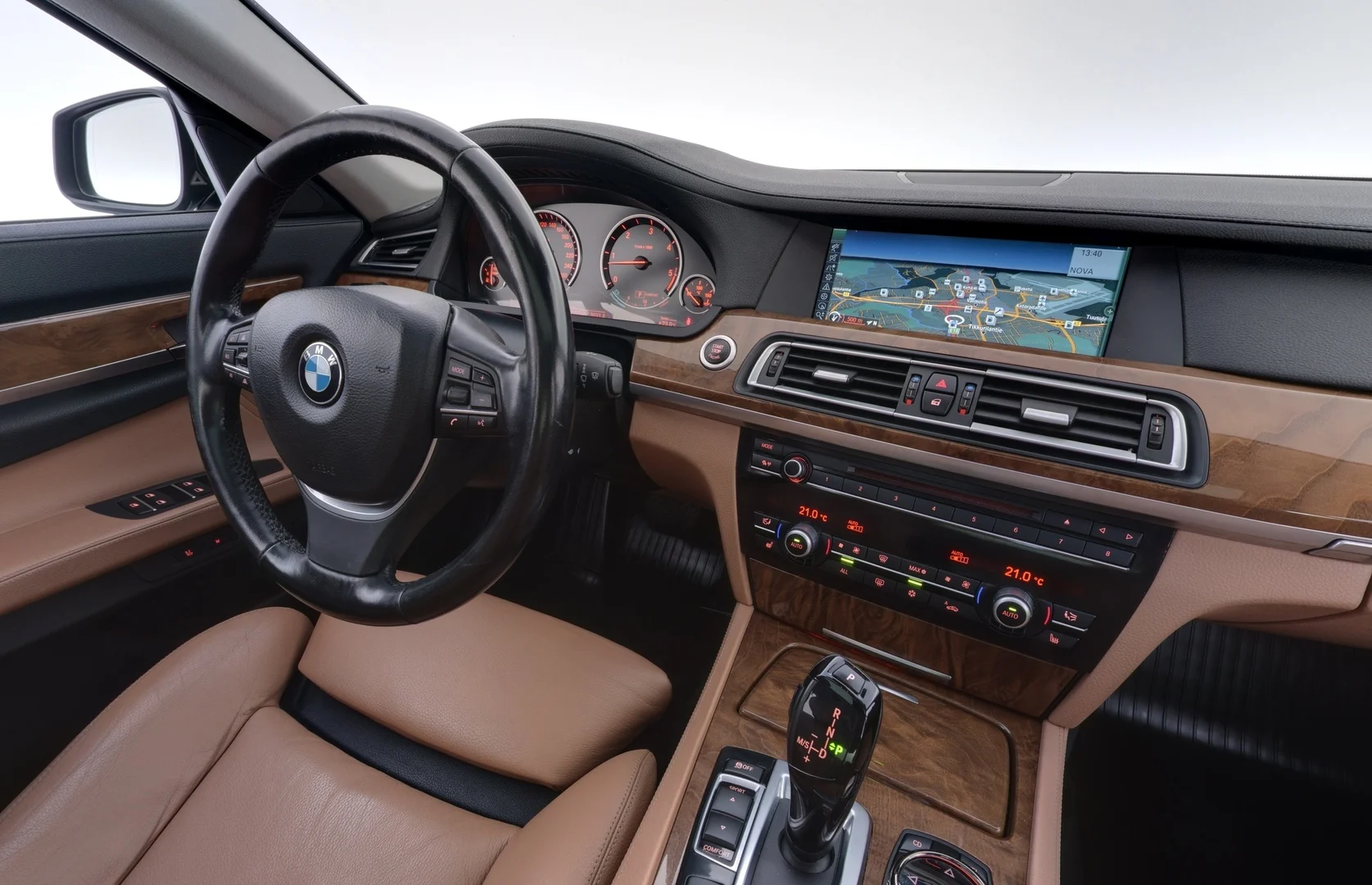 Car Image - 5ZT3rIuMtitdW9vHSu3vBo