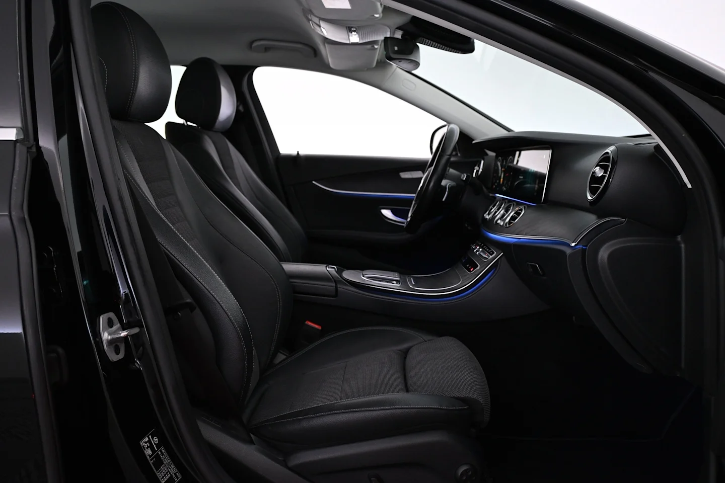 Car Image - 6asnCL8Ot4Kef6ZNPkv4Ke