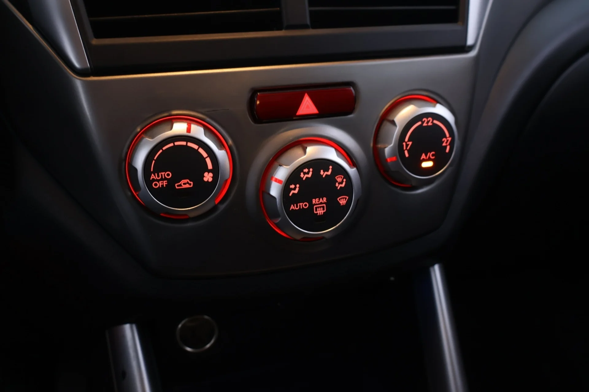 Car Image - 6CLPY8cr8fc9SQFaeN7s2R