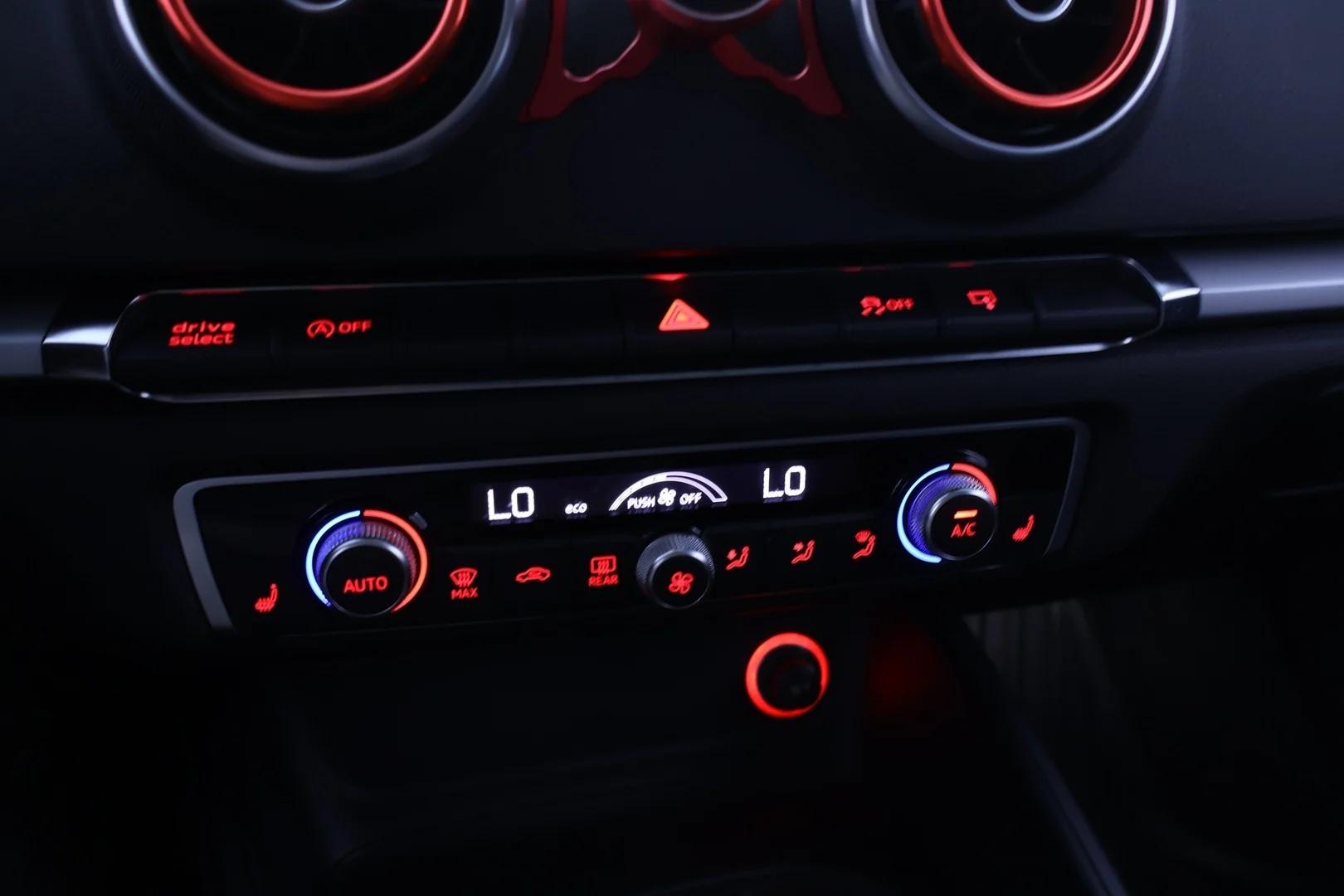 Car Image - 5uoSI7z42O0z8BQNve29NC