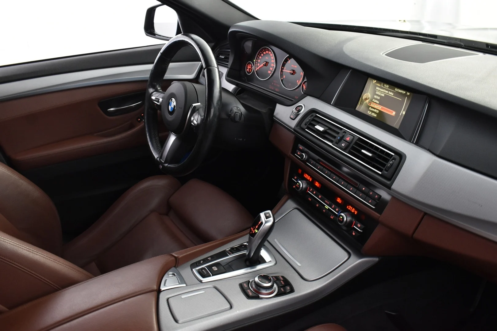 Car Image - 2vf335CUkWQX8xfHMCBdBx