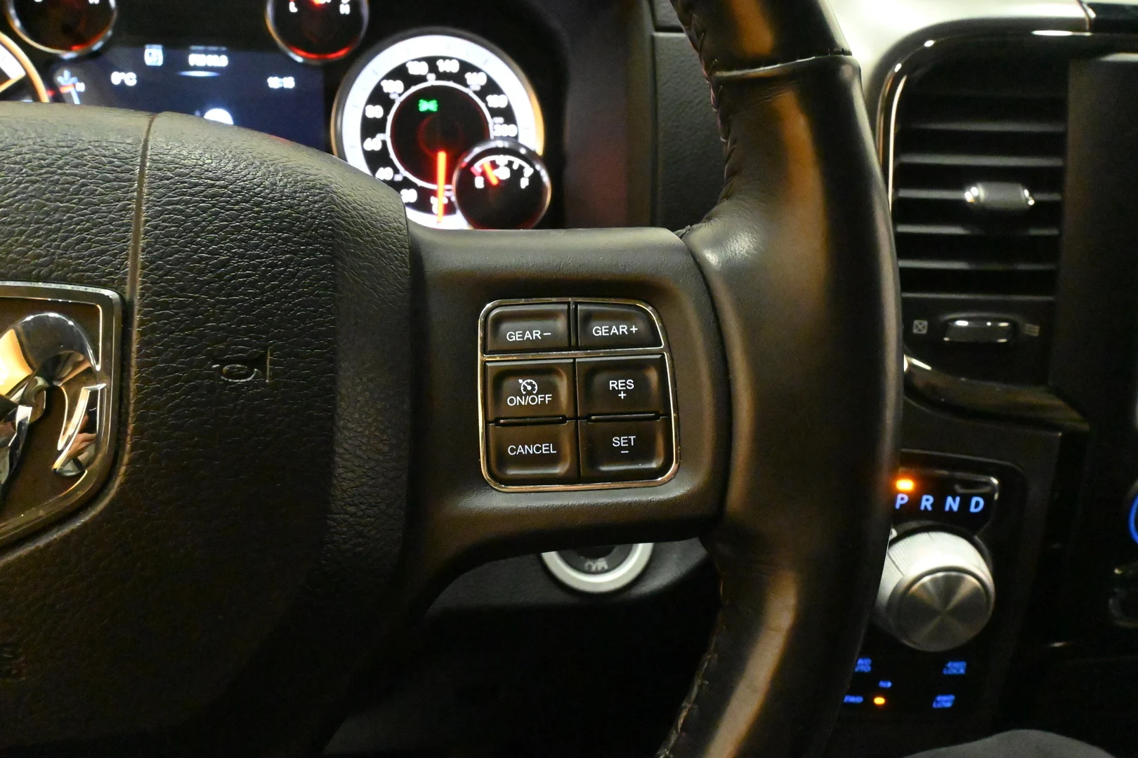 Car Image - 3R2vUdVFBiSs6SuhxVilio