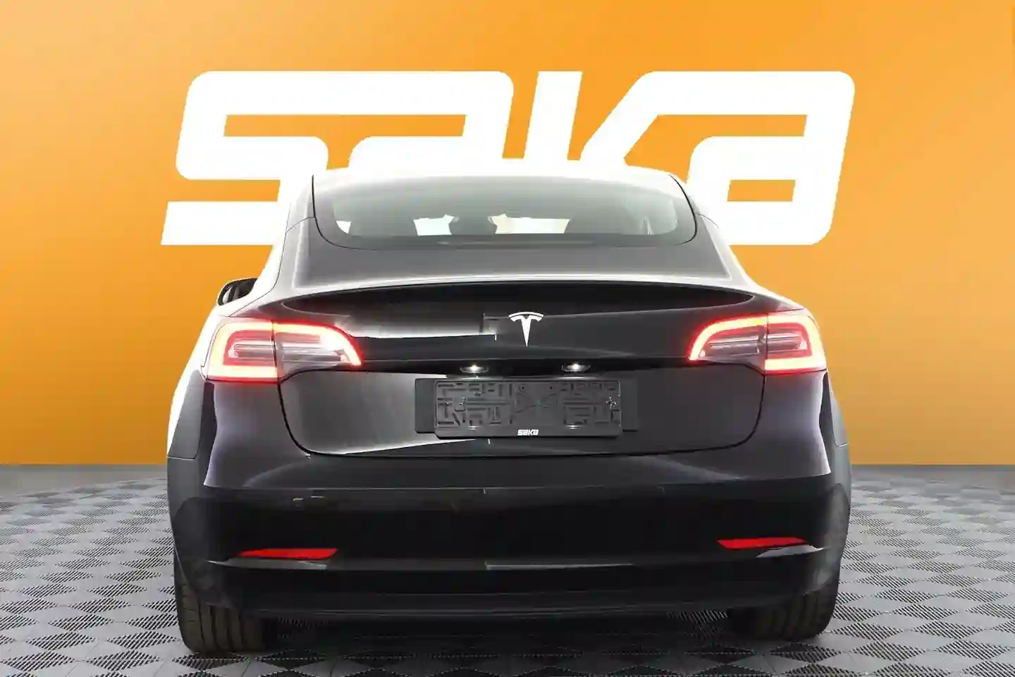 Car Image - 1Zj0zwT8f1VKLlf0wgKxS0