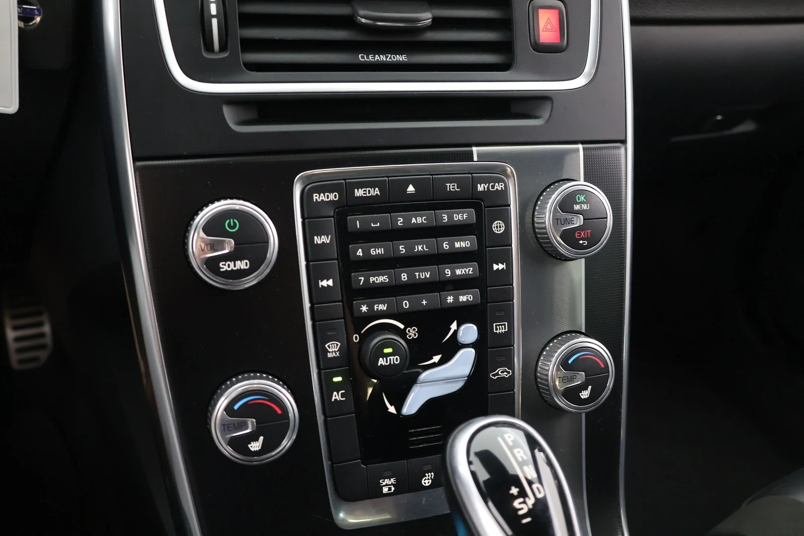 Car Image - 6kz939SOlXvAJrxsO8vwHY