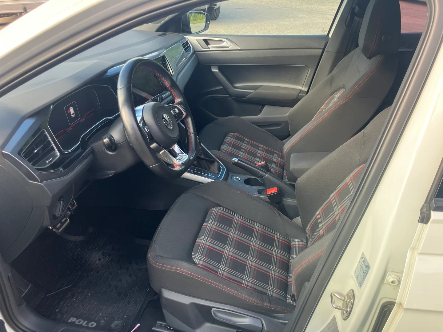 Car Image - 4dODLQ9h7ZCdDJwSVUk1xE