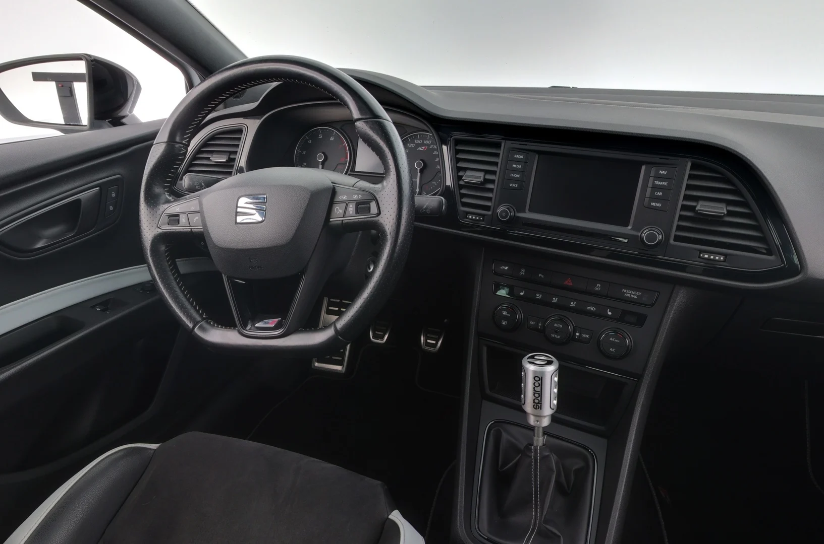 Car Image - 1a0fR4lcfYqEjvgjvE77yp