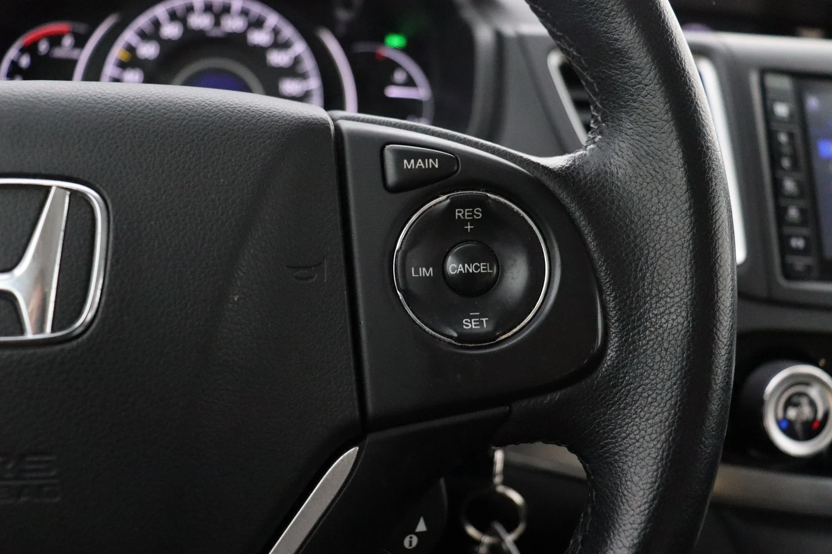 Car Image - 6oG1e8oHGAGeMzOwicG8bZ