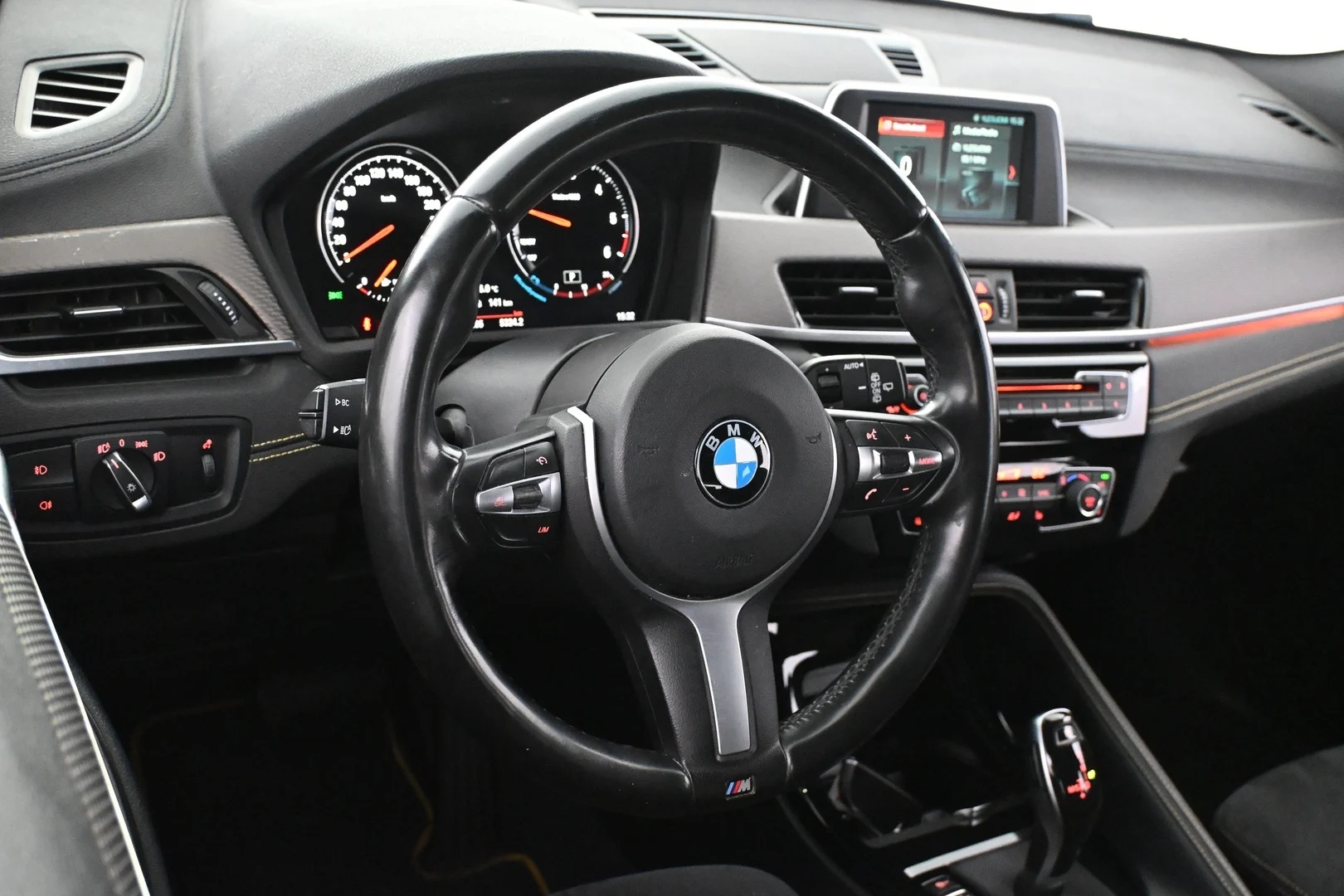 Car Image - KMLe0rxw3n0aFrmOKxadR