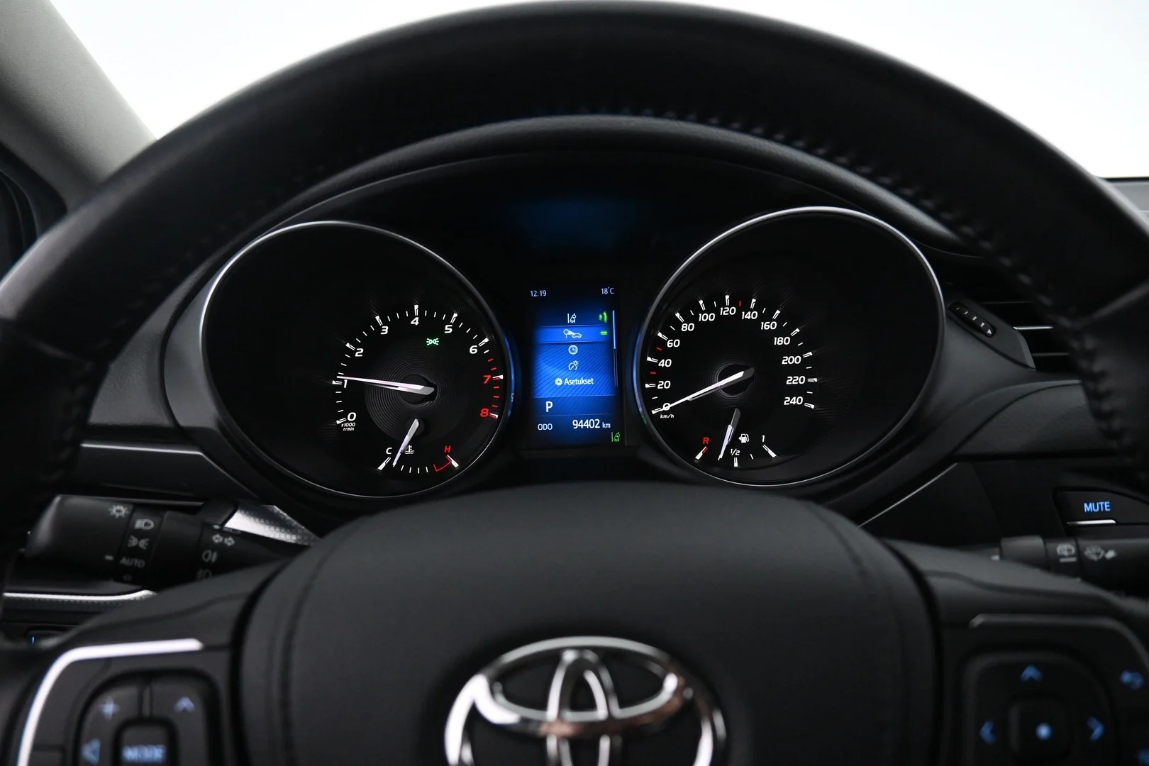 Car Image - 7lLarOU7lfWnGhADxIdasq