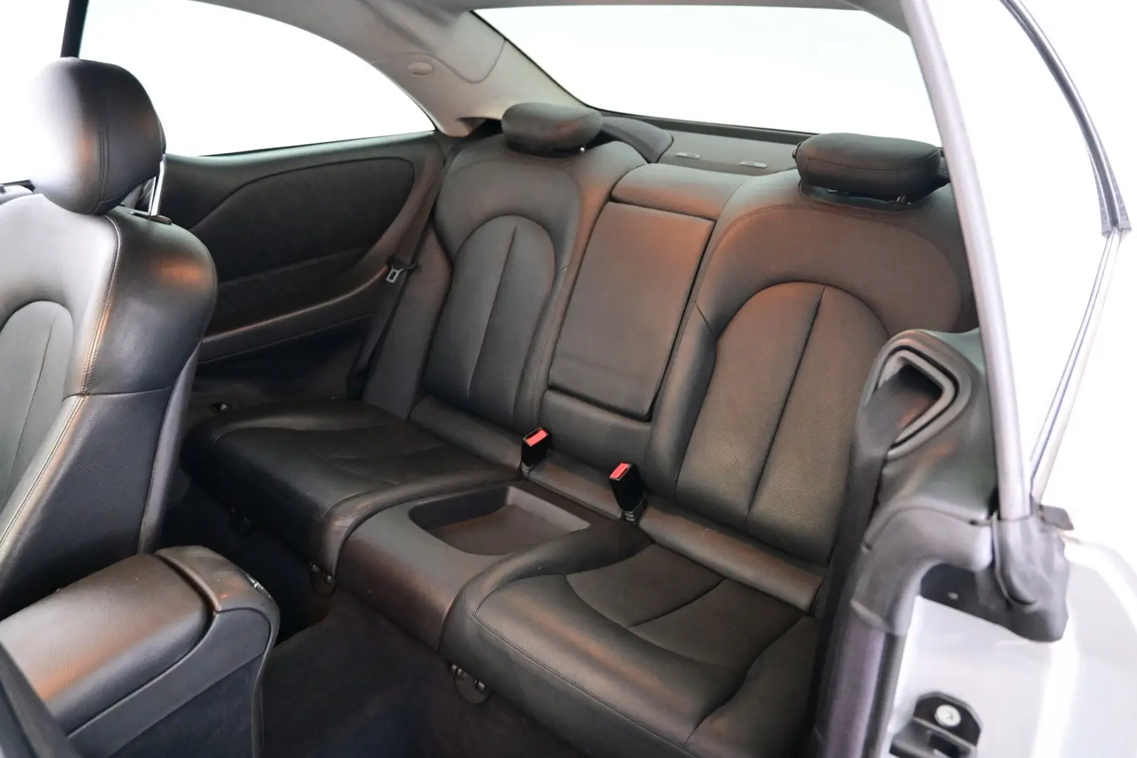Car Image - 23r0F7Jex2juHkGOGIsB18