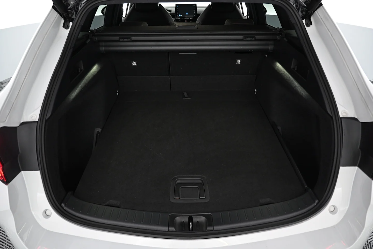 Car Image - 6UC5M8OdntKQ0opkGJZUSx