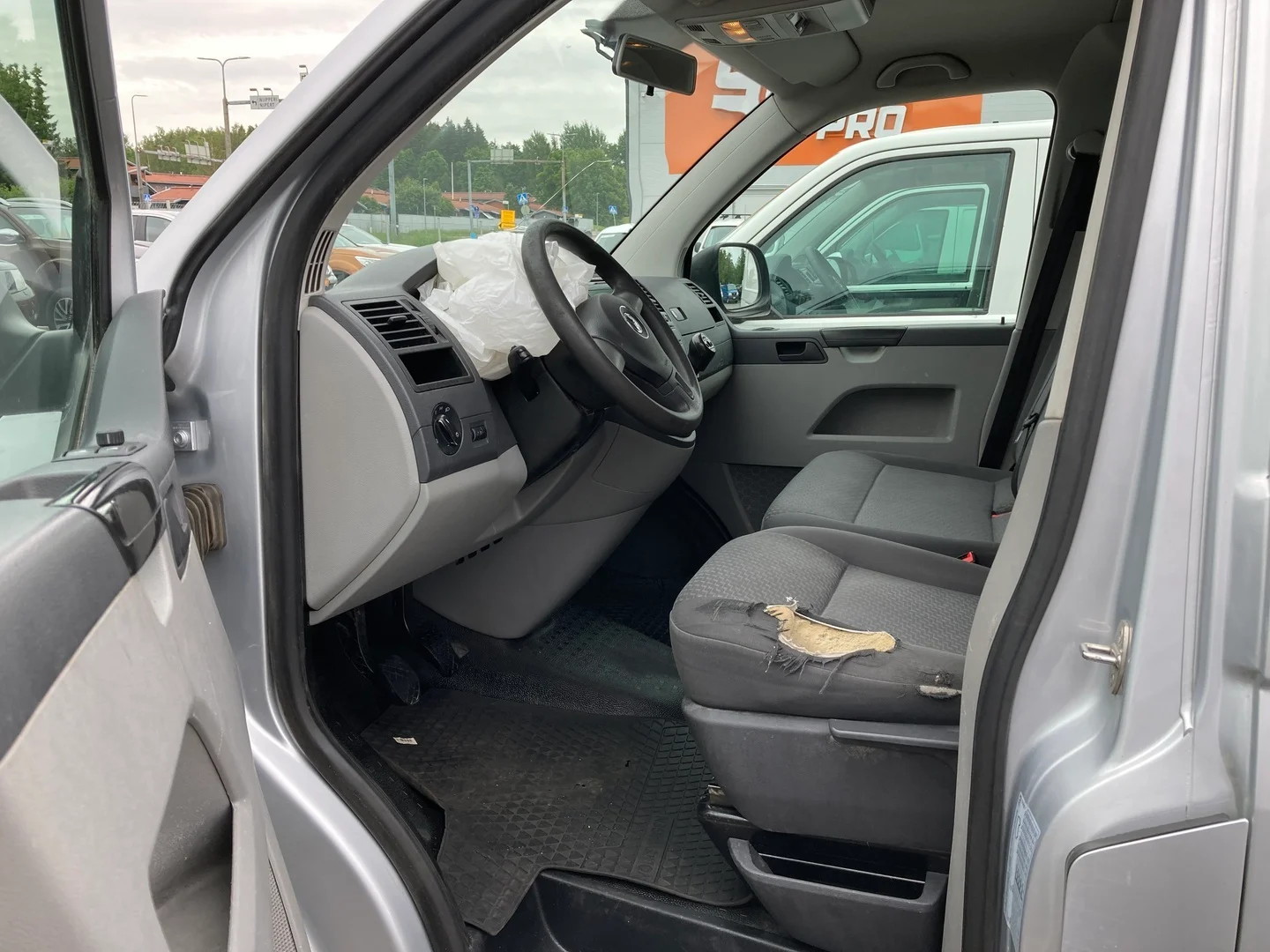 Car Image - 2GlPRmBfBugI9pcntsqpWE