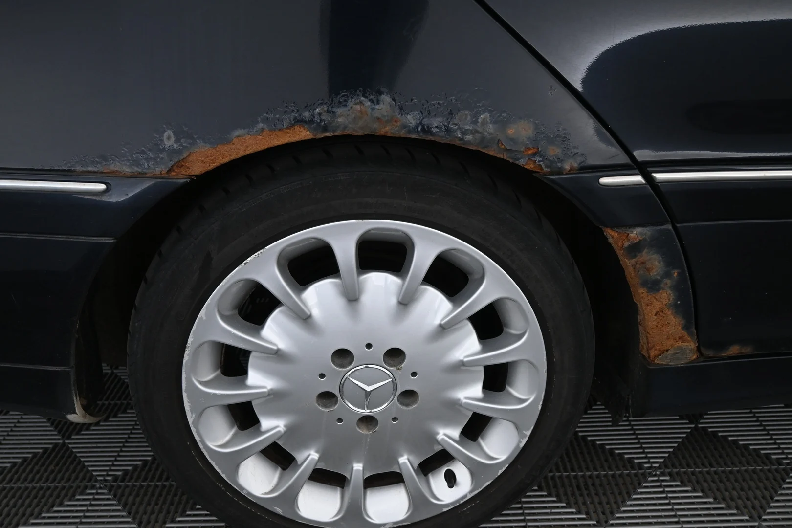 Car Image - 6t9wU8VhHvX8XAzQ8oSyHj