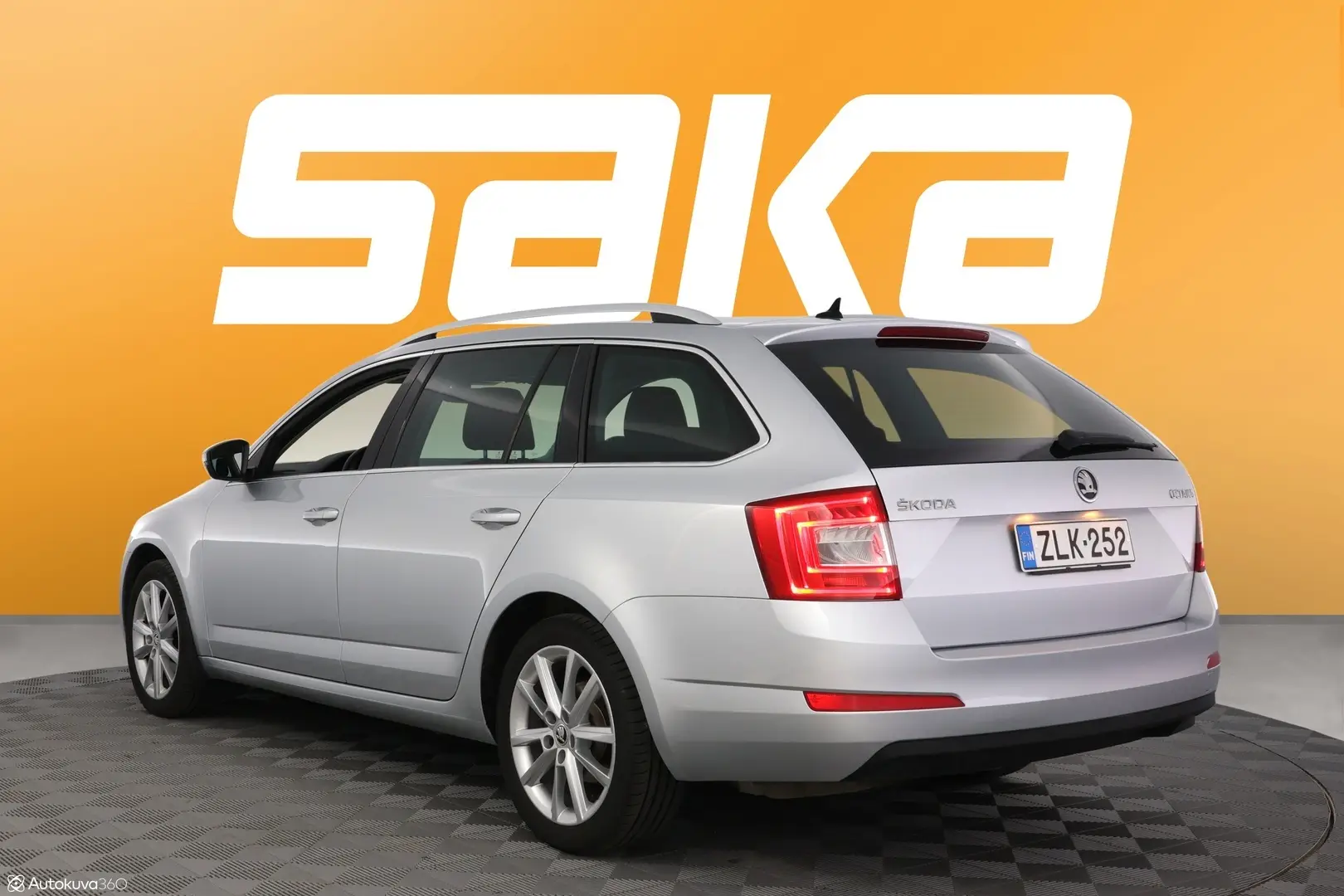 Car Image - 7lvVdkC07KkZ9sUmuseCSF