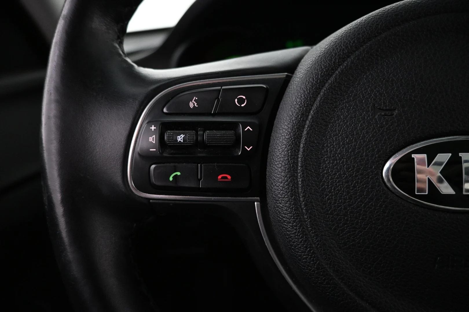 Car Image - 2BJAc4YleXh6Z2pWEYTUAB