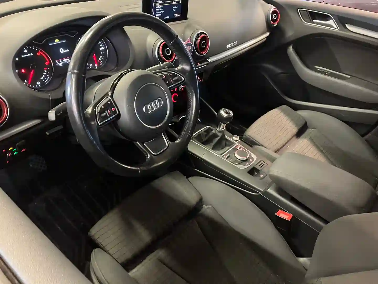 Car Image - 7b4ZFUBAtwCByhKXLgVAHz