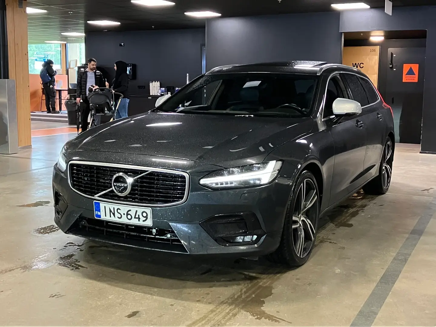 Car Image - EIy4O9Zhm69faMiDsZFMb