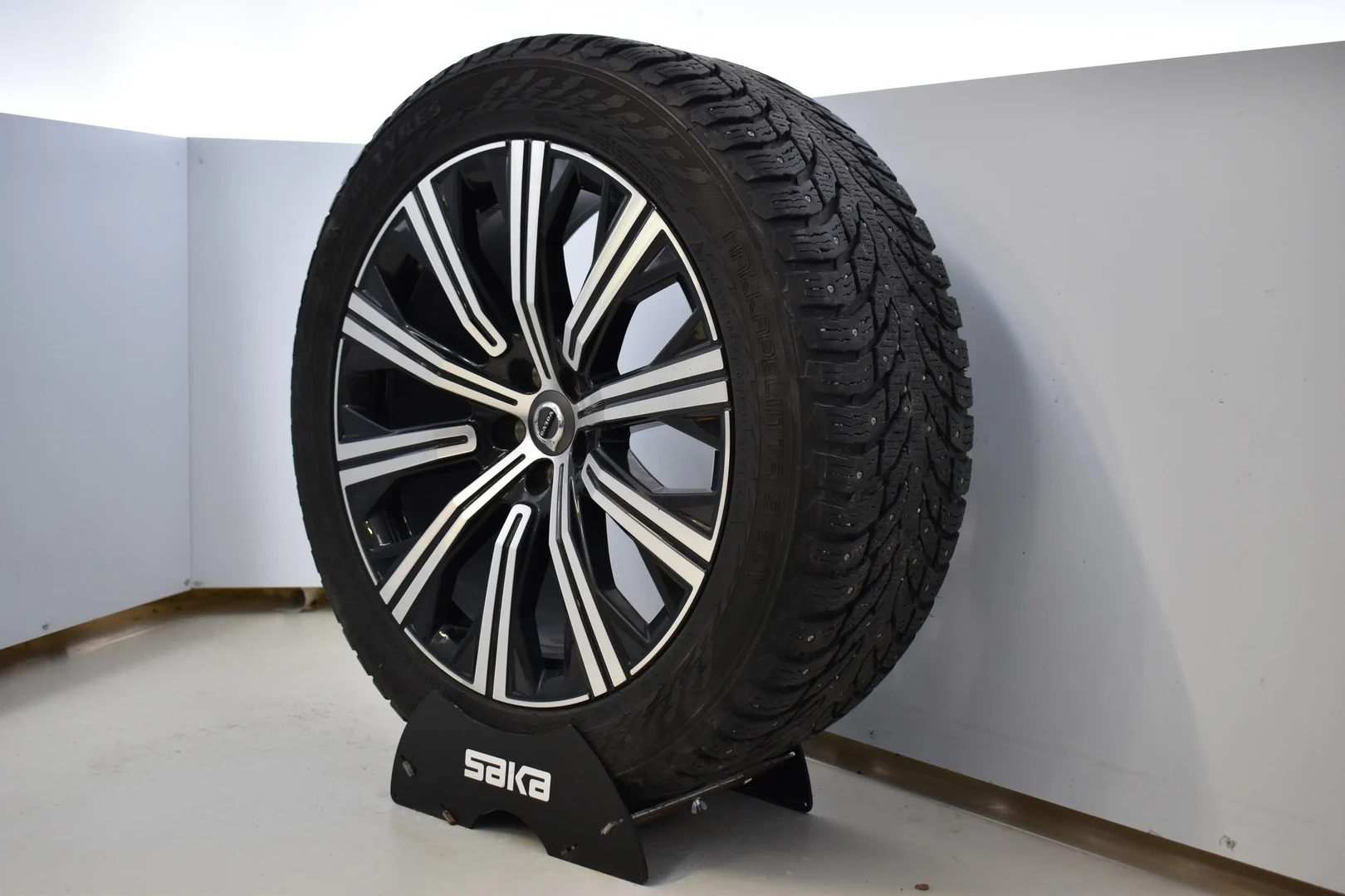 Car Image - 2kVYfXq4ZiV5Uv8AVRnaGf