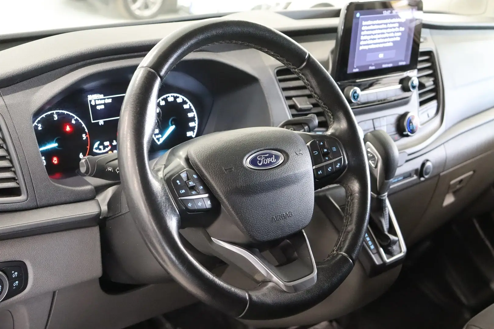 Car Image - 5P5tDsxSnjLXmmbScIv4Lg
