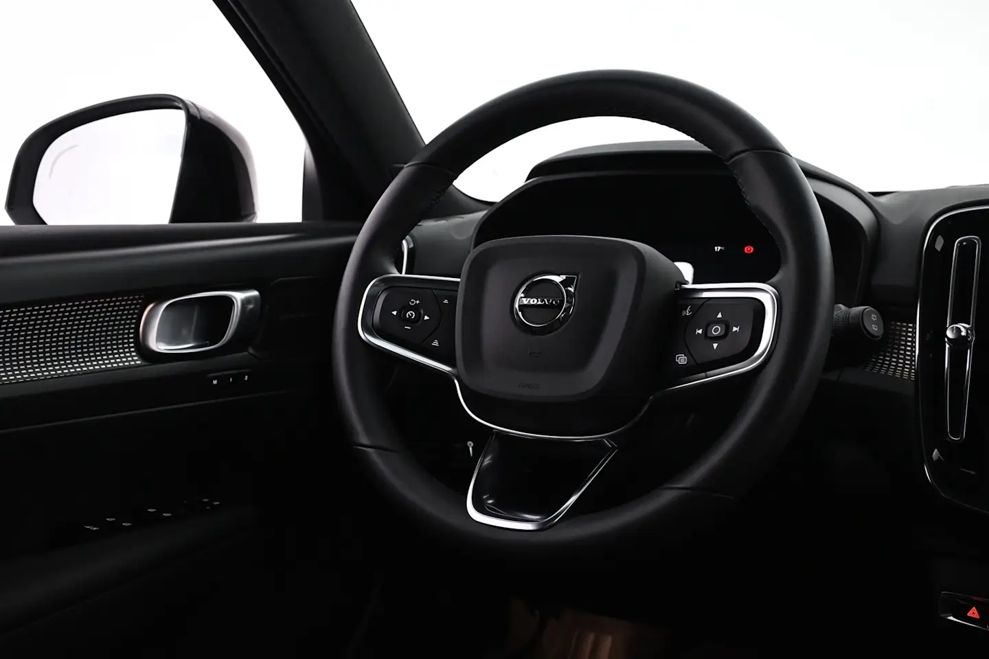 Car Image - TidVy4oa3LPgbTWZt4gmw