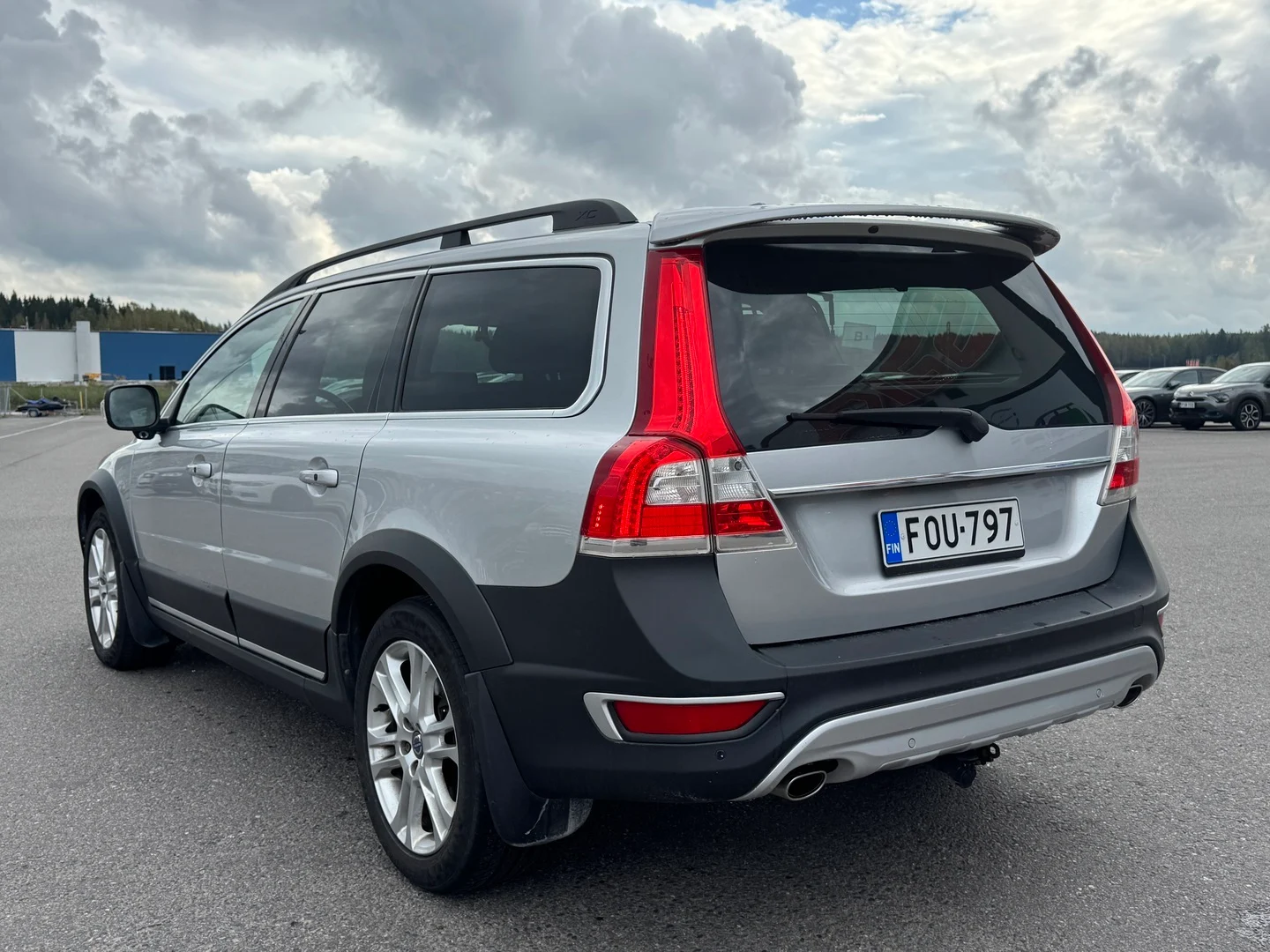 Car Image - 1nSuv9h44EyVXNWCzedXk4