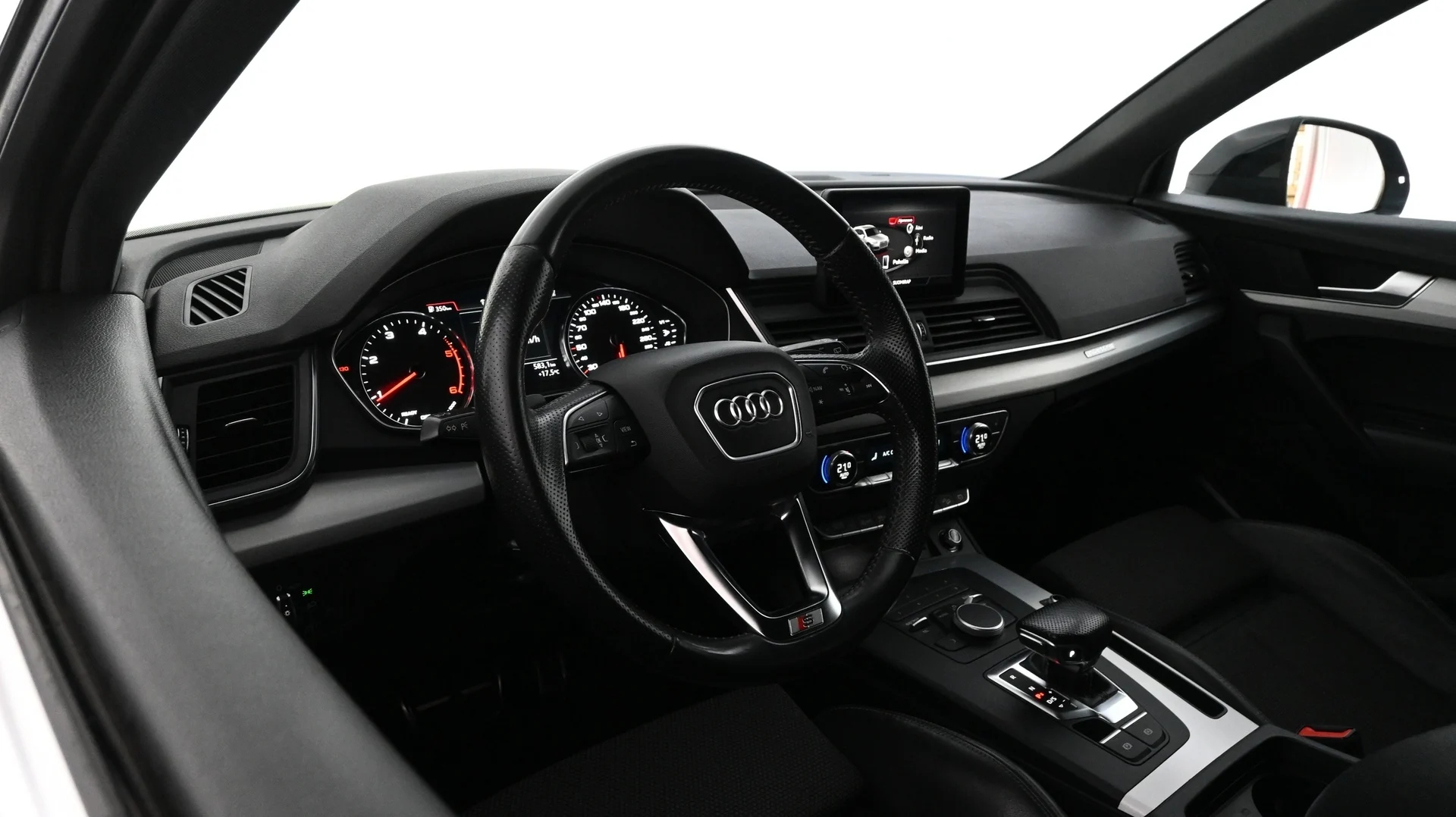 Car Image - 4vXpfN6NgbSkz4PPSyWkxu